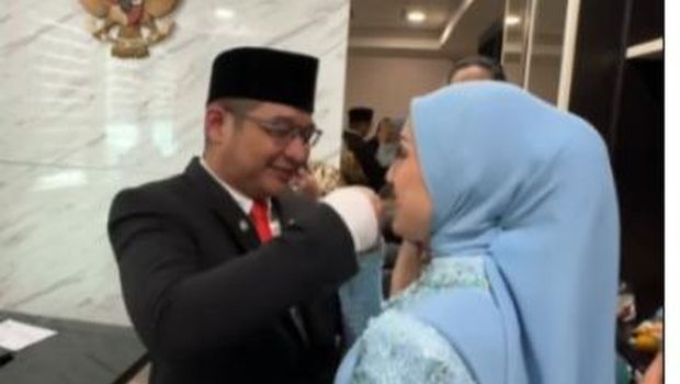 Pasha Ungu dan Adelia Pasha