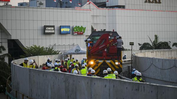 Potret Uji Coba LRT Jakarta Jalur Velodrome-Rawamangun