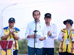 Jokowi Resmikan 27 Ruas Jalan di NTT Rp 737 M