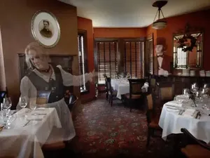 Ngeri Asyik! Restoran Berhantu Jadi Destinasi Wisata Baru