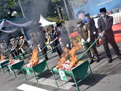 Pemkab Bandung Musnahkan Rokok Ilegal dan Miras Senilai Rp 6,5 Miliar