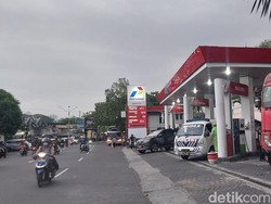 Harga BBM Turun, SPBU di Malang Mulai Terapkan Harga Baru