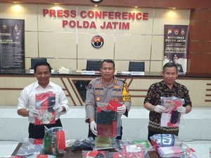 Polisi Tangkap 12 Orang Terkait Pesta Seks Tukar Pasangan di Batu