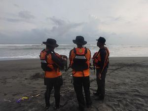 Pantai Wagir Indah Memakan Korban, 3 Remaja Dinyatakan Hilang Pantai Wagir Indah Memakan Korban, 3 Remaja Dinyatakan Hilang