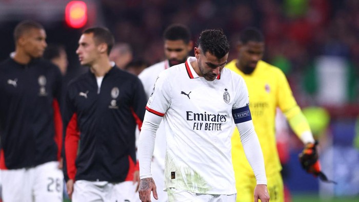 Soccer Football - Champions League - Bayer Leverkusen v AC Milan - BayArena, Leverkusen, Germany - October 1, 2024  AC Milans Theo Hernandez looks dejected after the match REUTERS/Thilo Schmuelgen