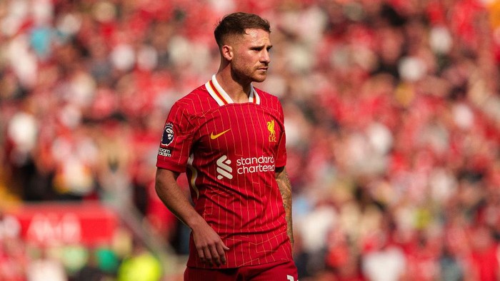 Liverpools Alexis Mac Allister during the Premier League match between Liverpool and Bournemouth at Anfield in Liverpool, England, on September 21, 2024. (Photo by Steven Halliwell | MI News) (Photo by MI News/NurPhoto via Getty Images)