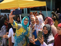 Lestarikan Budaya, Batik Jadi Pakaian Identitas Airin di Pilkada Banten