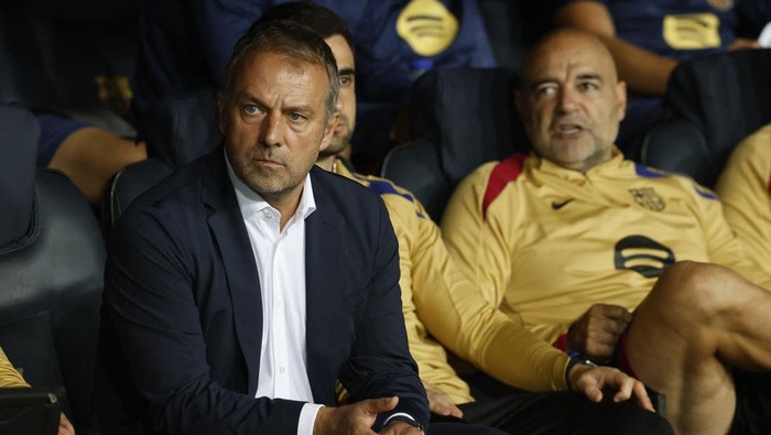 Soccer Football - Champions League - FC Barcelona v BSC Young Boys - Estadi Olimpic Lluis Companys, Barcelona, Spain - October 1, 2024 FC Barcelona coach Hansi Flick before the match REUTERS/Albert Gea
