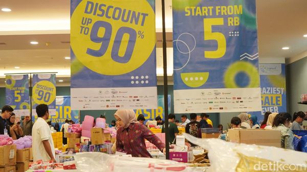 Intip Keseruan Berburu Diskon di Bazar Produk Rumah Tangga