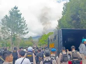 Bentrokan 2 Suku Pecah di Jayawijaya, 5 Orang Tewas Bentrokan 2 Suku Pecah di Jayawijaya, 5 Orang Tewas