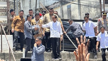 Lagi, Momen Jokowi Minta Maaf untuk Kebijakan yang Kurang Berkenan