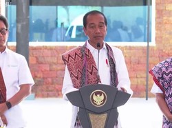 Jokowi Akan Bisiki Prabowo Minta Bantuan Beras Dilanjutkan