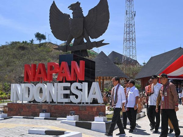 Momen Jokowi Resmikan Tujuh PLBN di NTT