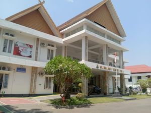 Kejari dan Polres Bima Kota Kecipratan Rp 4,7 M dari APBD 2025 Kejari dan Polres Bima Kota Kecipratan Rp 4,7 M dari APBD 2025