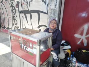 Jalan Karanggetas Cirebon, Pusat Perdagangan Emas yang Dibalut Mitos Jalan Karanggetas Cirebon, Pusat Perdagangan Emas yang Dibalut Mitos