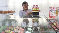 Melihat Industri Home Made Comic Cake yang Viral