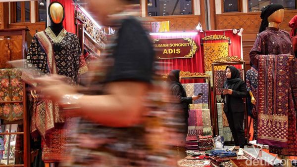 Melihat Pameran Kerajinan Terbesar di Indonesia