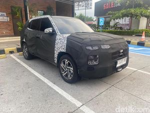 Mobil Kamuflase Diduga Hyundai Creta N Line Diuji di Tol Trans Jawa Mobil Kamuflase Diduga Hyundai Creta N Line Diuji di Tol Trans Jawa