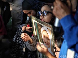 Penyesalan Chiki Fawzi Tak Dengarkan Permintaan Marissa Haque