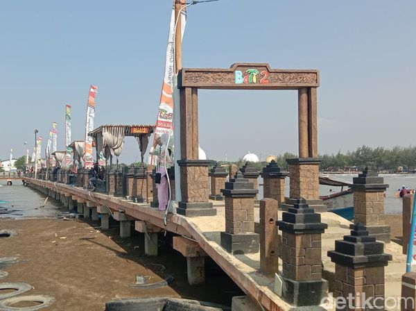 Potret 7 Pantai di Indramayu Buat Liburan, Bali 2 hingga Hutan Mangrove