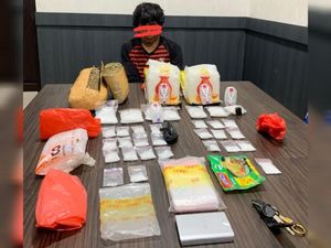 Simpan Sabu 2,6 Kg dan Ganja 1,4 Kg, Kuli Bangunan di Pangkalpinang Diringkus