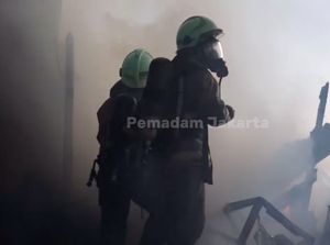Kebakaran di Kalideres Dipicu Korslet, Sempat Ada Ledakan-Rumah Terdampak