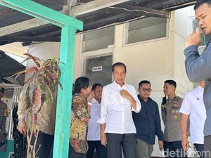 Tinjau RSUD Kefamenanu NTT, Jokowi Soroti Kapasitas Tempat Tidur-Alkes Tinjau RSUD Kefamenanu NTT, Jokowi Soroti Kapasitas Tempat Tidur-Alkes