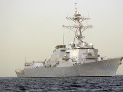 Ini 2 Kapal Perang Canggih AS yang Bantu Israel Halau Rudal Iran