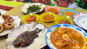 Pedas Nampol! Sambal Granat dan Sambal Mentah Racikan Warung 24 Jam