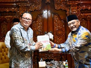 Syaikhu Ajak Muhammadiyah Sinergi Membangun Jabar Syaikhu Ajak Muhammadiyah Sinergi Membangun Jabar