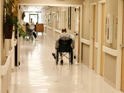 Gegara Makanannya Tidak Dipotong, Kakek Ini Meninggal Dunia