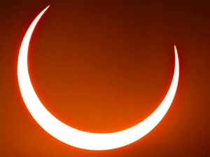 Gerhana Matahari Cincin yang Menakjubkan