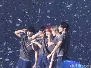 Fangirling Konser TXT Pakai Zoom Jernih Samsung Galaxy S24 FE Fangirling Konser TXT Pakai Zoom Jernih Samsung Galaxy S24 FE
