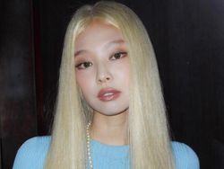 Lirik Lagu Jennie Mantra dan Terjemahannya: Memanggil All Pretty Girls