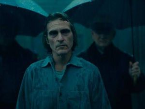 Pembelaan Joaquin Phoenix soal Akhir Joker yang Kontroversial Pembelaan Joaquin Phoenix soal Akhir Joker yang Kontroversial