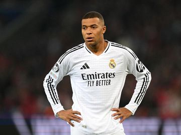 Mbappe di Waktu dan Tempat yang Salah