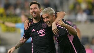 5 Striker Terhebat Versi Luis Suarez: Tidak Ada Cristiano Ronaldo