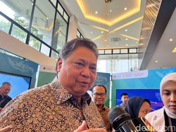 Buruh Minta Upah Minimum Naik 10% di 2025, Ini Kata Airlangga