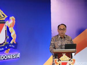 Barang China Masuk RI Bakal Diputar ke Pelabuhan di Indonesia Timur Barang China Masuk RI Bakal Diputar ke Pelabuhan di Indonesia Timur