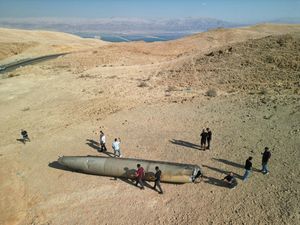 Iran Disebut Akan Hantam Israel dengan Senjata Lebih Canggih Iran Disebut Akan Hantam Israel dengan Senjata Lebih Canggih