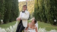 7 Foto Millie Bobby Brown Dinikahi Anak Bon Jovi, Resepsi di Vila Mewah