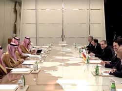 Video Pertemuan Presiden Iran, Menlu Saudi, dan Delegasi Hamas