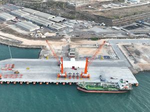 PTPP Rampungkan Proyek Pelabuhan East Java Multipurpose Terminal PTPP Rampungkan Proyek Pelabuhan East Java Multipurpose Terminal