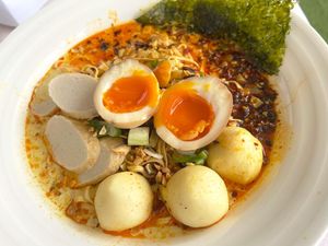 Resep Mie Kuah Kari Susu yang Gurih Pedas Creamy Untuk Makan Malam