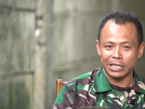 Anak Lolos Bintara Polri Jalur Disabilitas, Serka Hendri: Terima Kasih Kapolri Anak Lolos Bintara Polri Jalur Disabilitas, Serka Hendri: Terima Kasih Kapolri