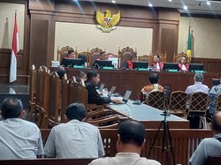 Hakim Cecar Eks Dirut Timah soal Penambang Liar: Apa yang Saudara Tutupi?