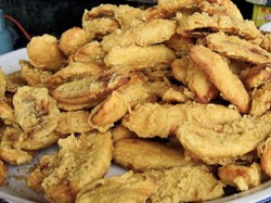 Pelit! Suami Paksa Istrinya untuk Patungan Beli Pisang Goreng