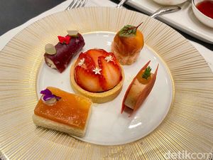 Istimewa! Kue dan Pastry Serba Pink Meriahkan Afternoon Tea di Sini Istimewa! Kue dan Pastry Serba Pink Meriahkan Afternoon Tea di Sini
