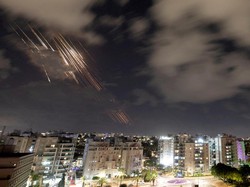 Rudal Balistik Iran Rontokkan Iron Dome, Ini Penjelasan Pakar