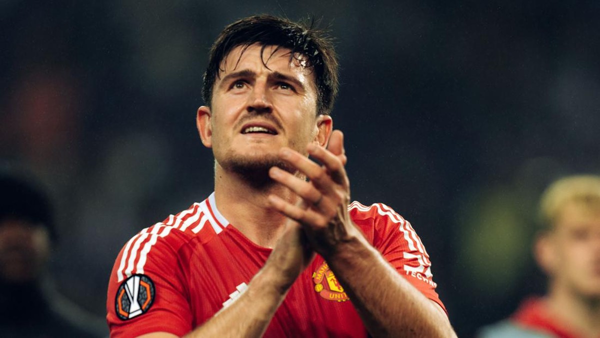 Harry Maguire cetak gol di laga Porto vs MU. (Foto: Manchester United via Getty Imag/Zohaib Alam - MUFC)